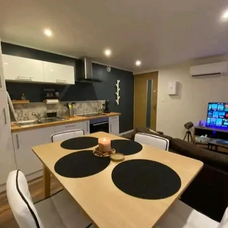 Le Refuge De - Proche Colmar - T2 Superieur Avec Sauna Privatif Ou De Luxe Avec Jacuzzi Privatif Appartement *